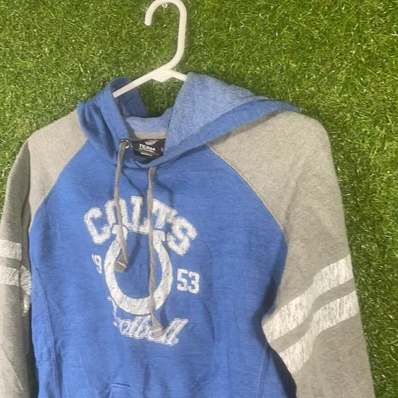 NFL Colts Pullover - Picture 2 of 4